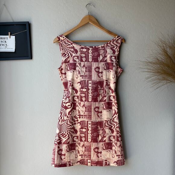 NEW Miaou Dress Ginger Red Wanted Magazine Print Draped Mini Dress Size L - Picture 8 of 10